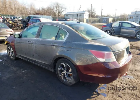 2010 Honda Accord 2.4 Ex-L z USA, uszkodzony, nr VIN 1HGCP2F83AA162459
